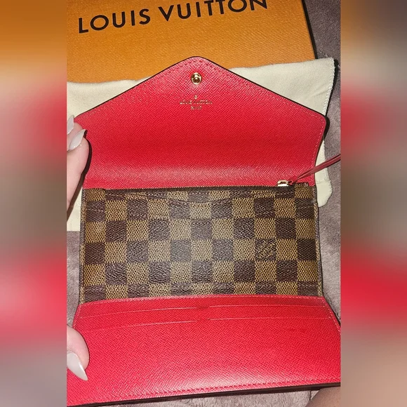 Louis Vuitton Damier Ebene Wallet with Red Accent - Picture 3 of 12